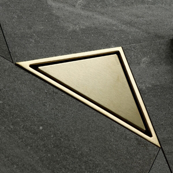 Coladera Triangular Dorado Invisible Moderno